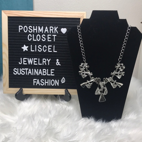 paparazzi Jewelry - Paparrazzi statement necklace silver tone